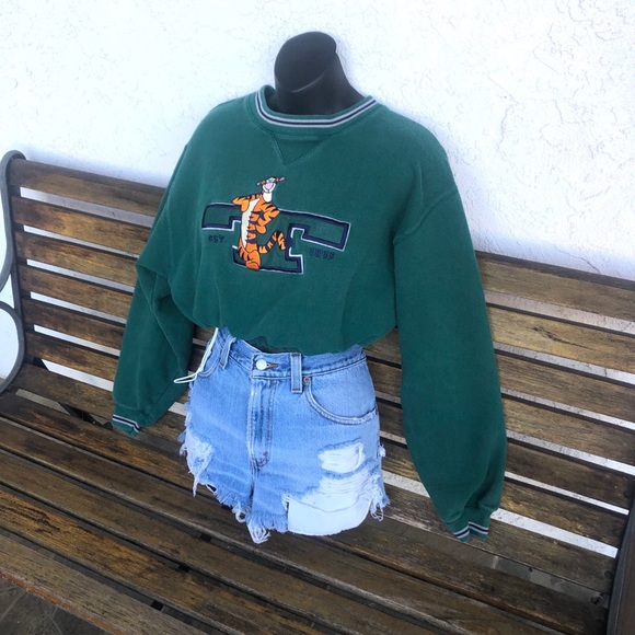 Disney Tiger | Cropped Crewneck - Picture 4 of 5